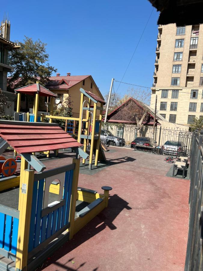 A7 Апарт Отель Biskek Kültér fotó